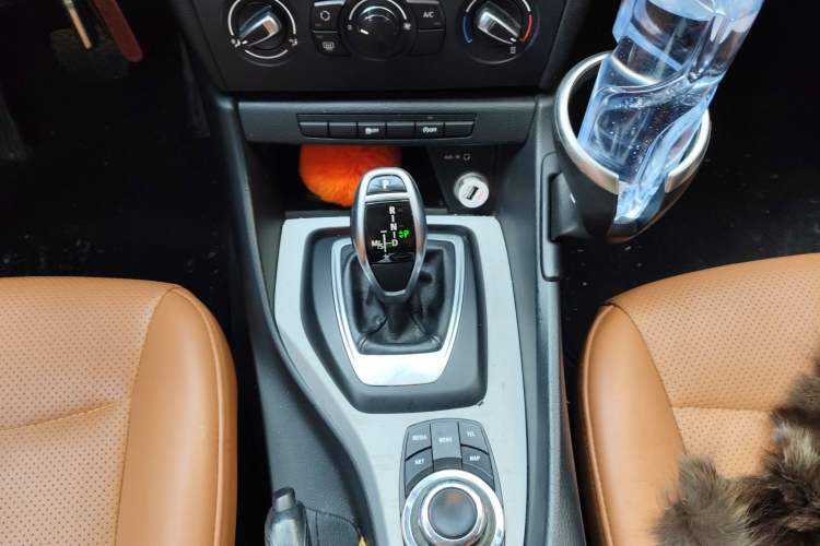 Used BMW X1 2014 sDrive18i Fashion Model Gear Lever