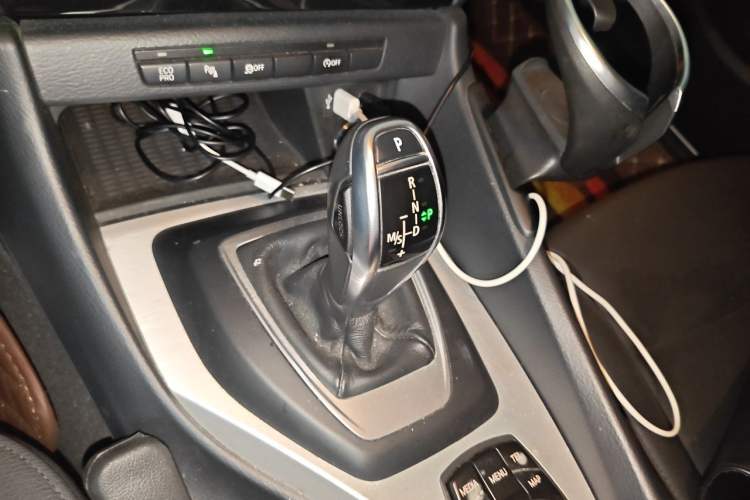 Used BMW X1 2014 sDrive18i Leading Model Gear Lever