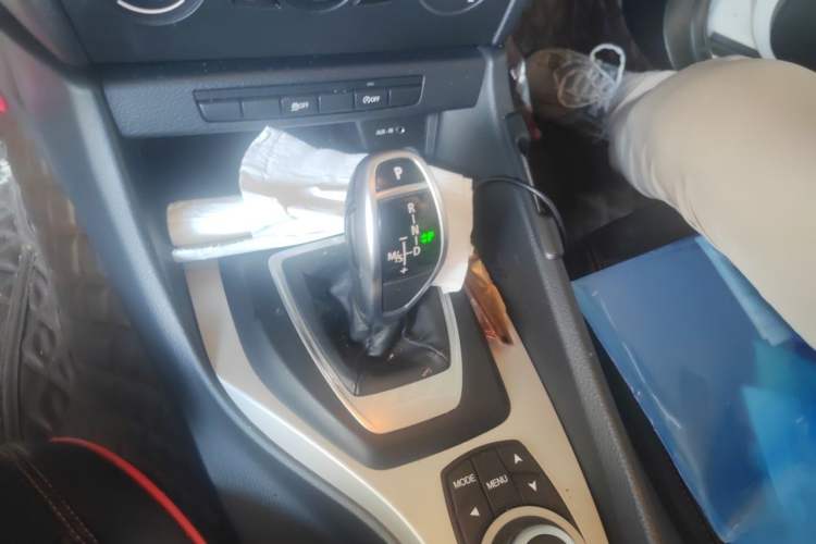 Used BMW X1 2014 sDrive18i Fashion Model Gear Lever