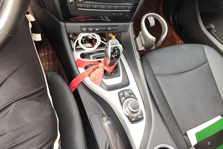 Used BMW X1 2014 sDrive18i Leading Model Gear Lever