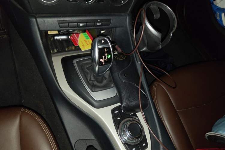 Used BMW X1 2014 sDrive18i Fashion Model Gear Lever