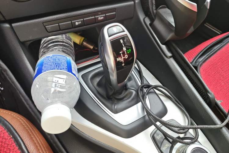 Used BMW X1 2014 sDrive18i Fashion Model Gear Lever