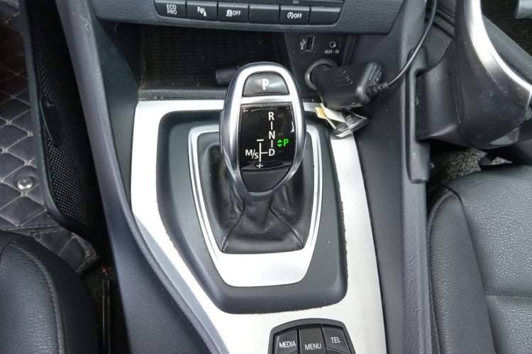 Used BMW X1 2014 sDrive18i Leading Model Gear Lever
