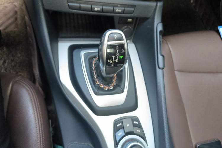 Used BMW X1 2014 sDrive18i Leading Model Gear Lever