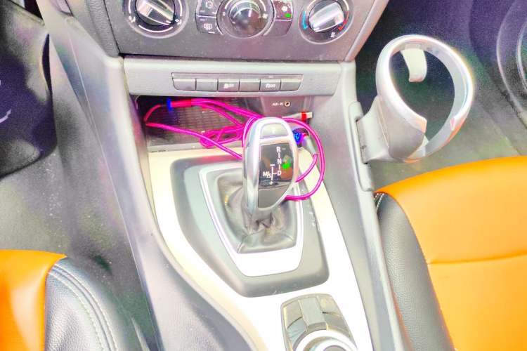Used BMW X1 2014 sDrive18i Fashion Model Gear Lever