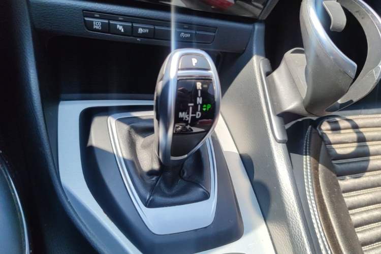 Used BMW X1 2014 sDrive18i Leading Model Gear Lever