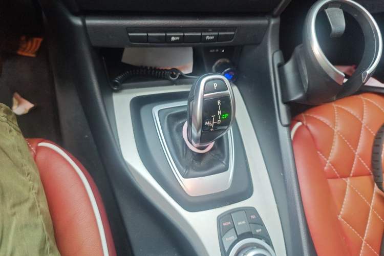 Used BMW X1 2014 sDrive18i Fashion Model Gear Lever