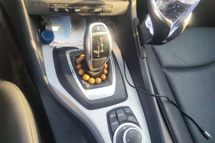 Used BMW X1 2014 sDrive18i Leading Model Gear Lever