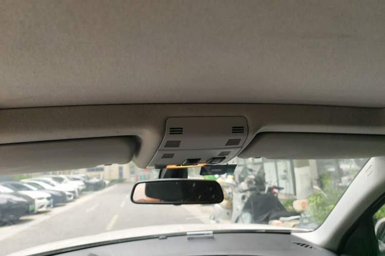 Used BMW X1 2014 sDrive18i Fashion Model Headliner