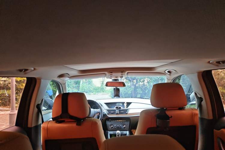 Used BMW X1 2014 sDrive18i Fashion Model Headliner