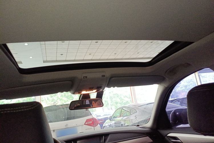Used BMW X1 2014 sDrive18i manual model Headliner