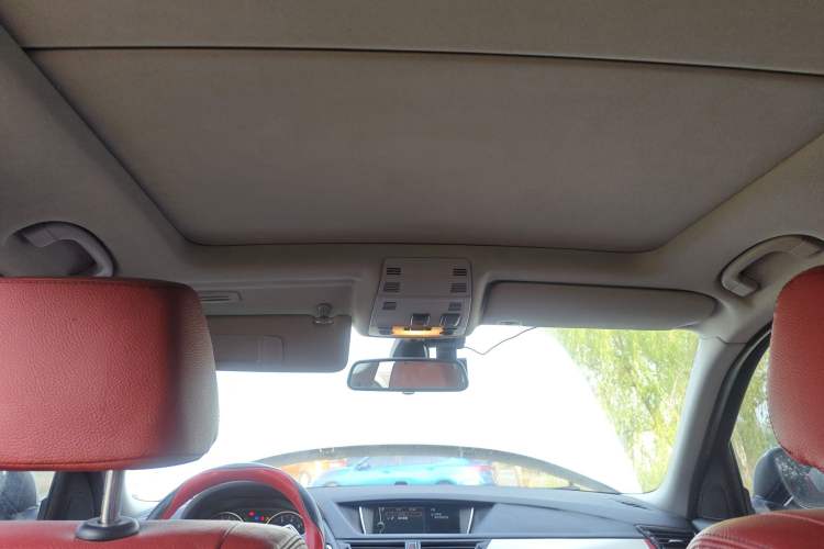Used BMW X1 2014 xDrive20i Sports Design Package Headliner