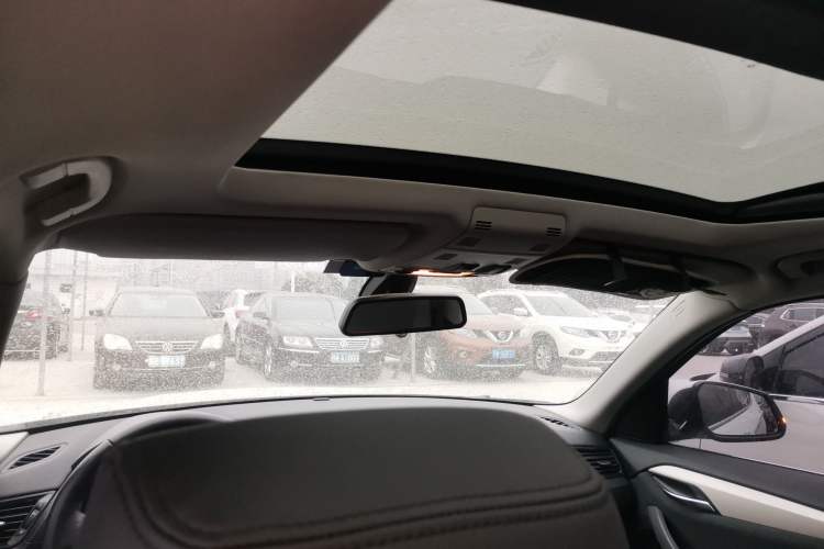 Used BMW X1 2014 sDrive18i Fashion Model Headliner