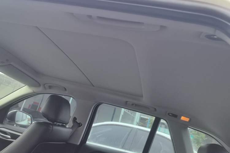 Used BMW X1 2014 sDrive18i Fashion Model Headliner