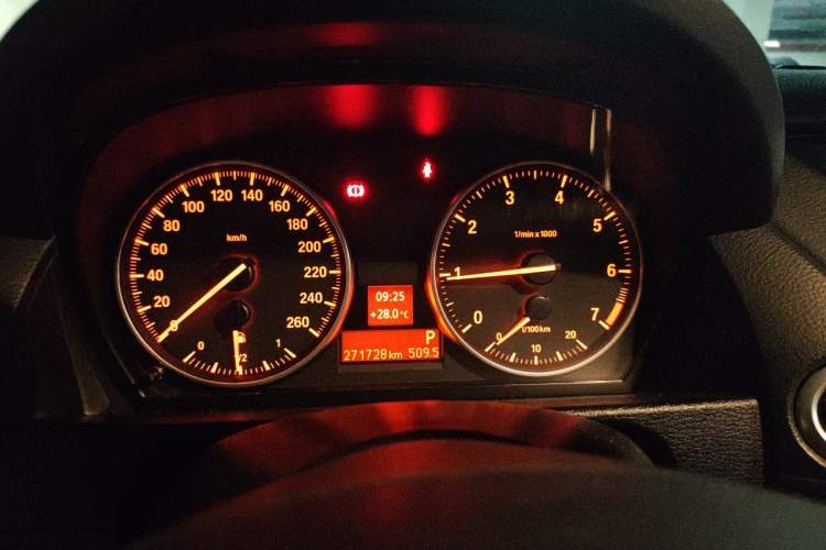 Used BMW X1 2014 sDrive18i Fashion Model Instrument Cluster