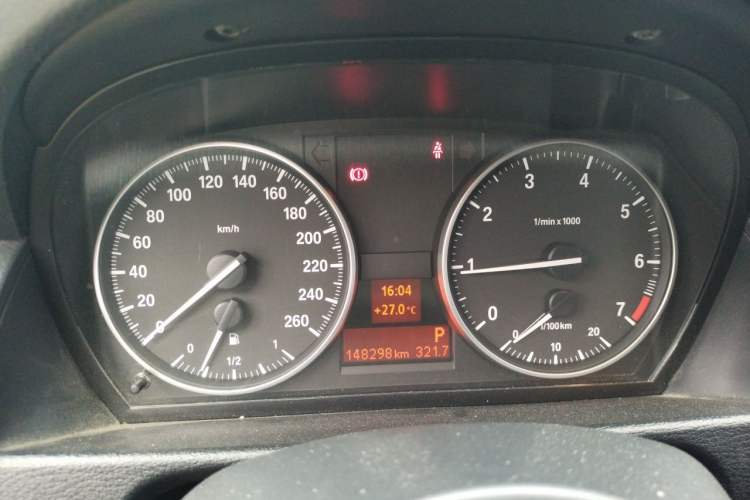 Used BMW X1 2014 sDrive18i Fashion Model Instrument Cluster