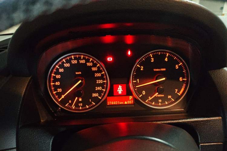 Used BMW X1 2014 sDrive18i Fashion Model Instrument Cluster