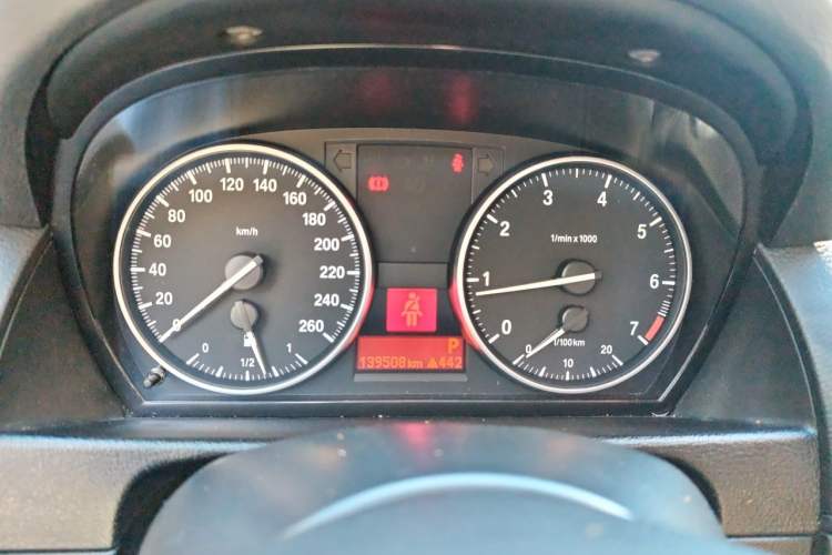 Used BMW X1 2014 sDrive18i Fashion Model Instrument Cluster