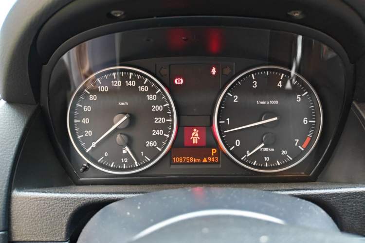 Used BMW X1 2014 sDrive18i Fashion Model Instrument Cluster