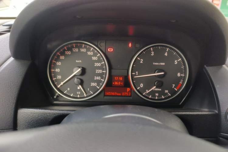 Used BMW X1 2014 sDrive18i Fashion Model Instrument Cluster
