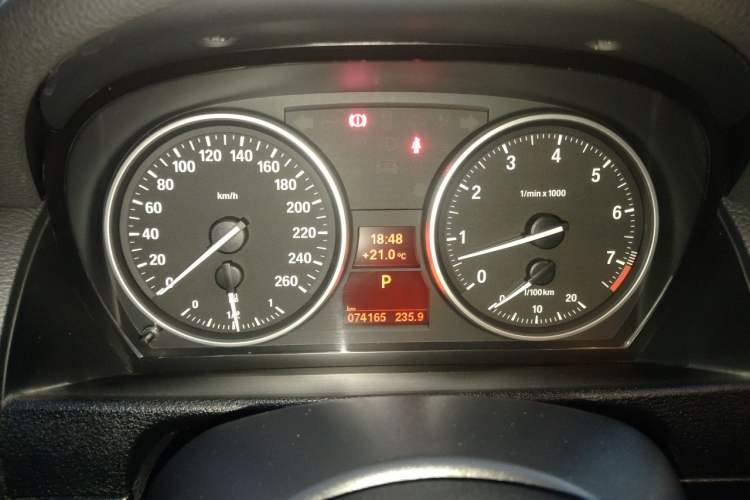 Used BMW X1 2014 xDrive28i X Design Package Instrument Cluster