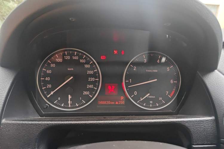 Used BMW X1 2014 sDrive18i Fashion Model Instrument Cluster