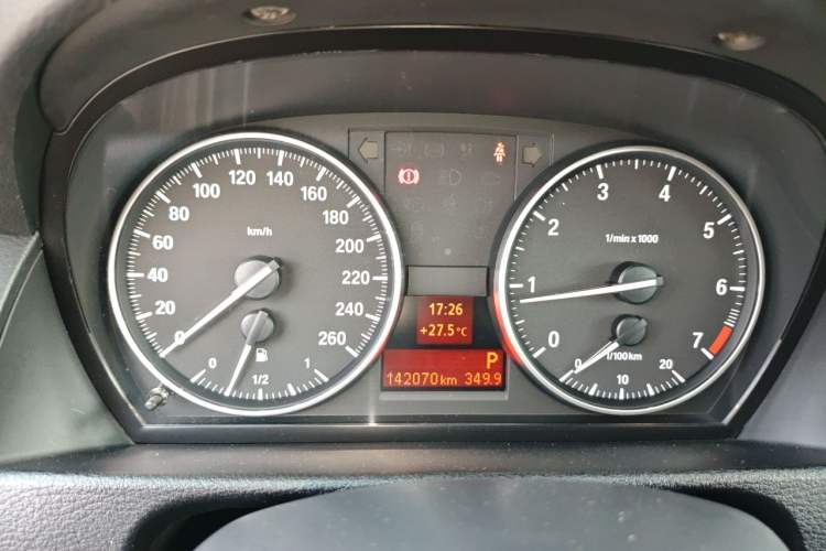 Used BMW X1 2014 sDrive18i Fashion Model Instrument Cluster