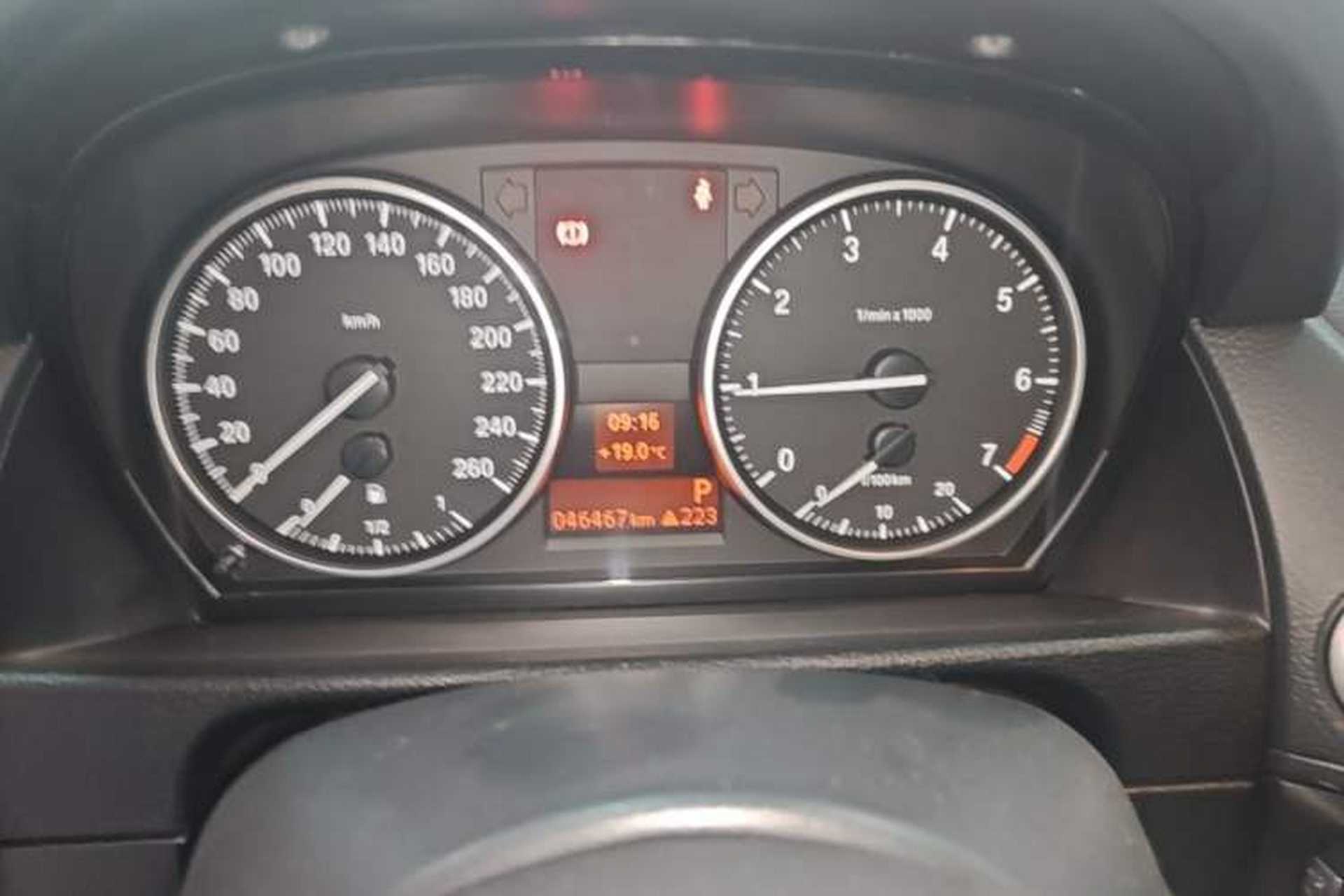 Used BMW X1 2014 sDrive18i Fashion Model Instrument Cluster