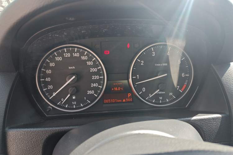 Used BMW X1 2014 sDrive18i Fashion Model Instrument Cluster