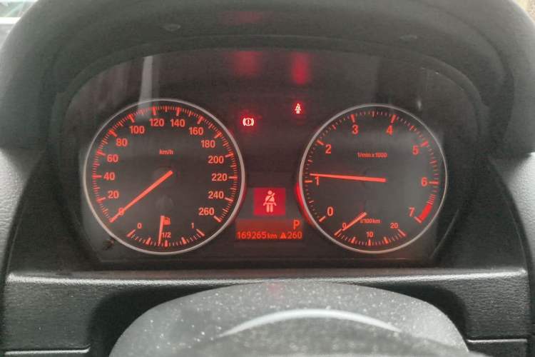 Used BMW X1 2014 sDrive18i Fashion Model Instrument Cluster