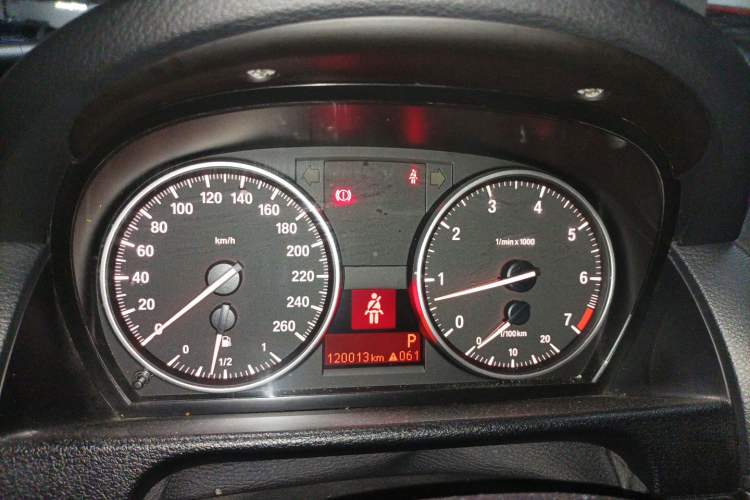 Used BMW X1 2014 sDrive18i Fashion Model Instrument Cluster