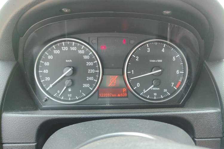Used BMW X1 2014 sDrive18i Fashion Model Instrument Cluster