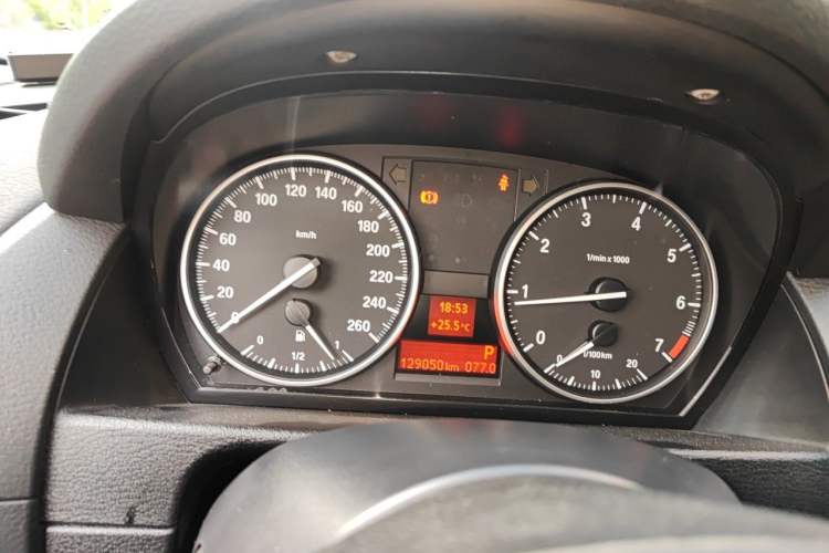 Used BMW X1 2014 sDrive18i Leading Model Instrument Cluster
