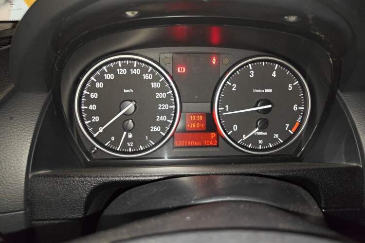 Used BMW X1 2014 sDrive18i Fashion Model Instrument Cluster