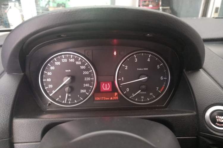 Used BMW X1 2014 sDrive18i Fashion Model Instrument Cluster