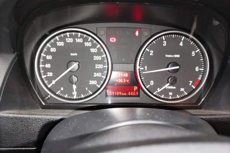 Used BMW X1 2014 sDrive18i Fashion Model Instrument Cluster
