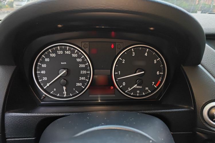 Used BMW X1 2014 sDrive18i Fashion Model Instrument Cluster