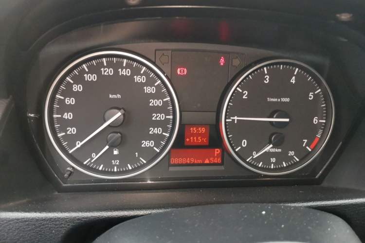 Used BMW X1 2014 sDrive18i Fashion Model Instrument Cluster