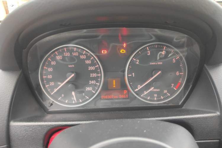 Used BMW X1 2014 sDrive18i Leading Model Instrument Cluster