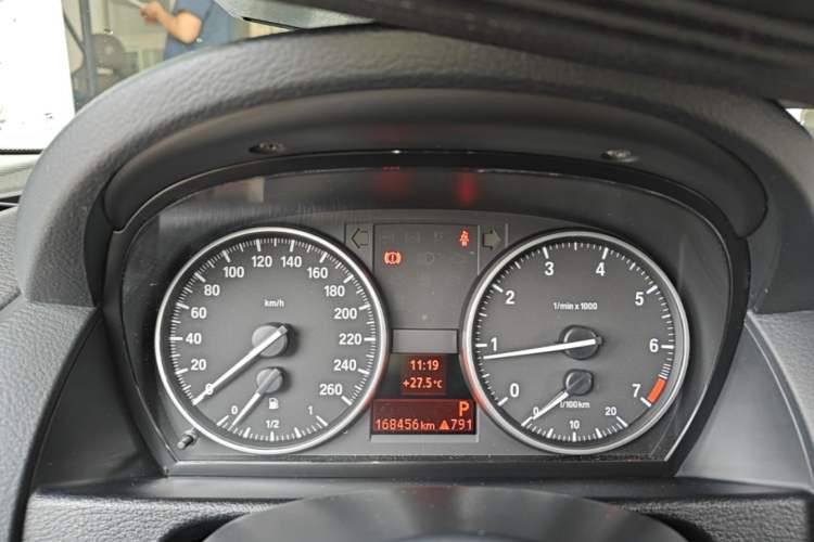 Used BMW X1 2014 sDrive18i Leading Model Instrument Cluster