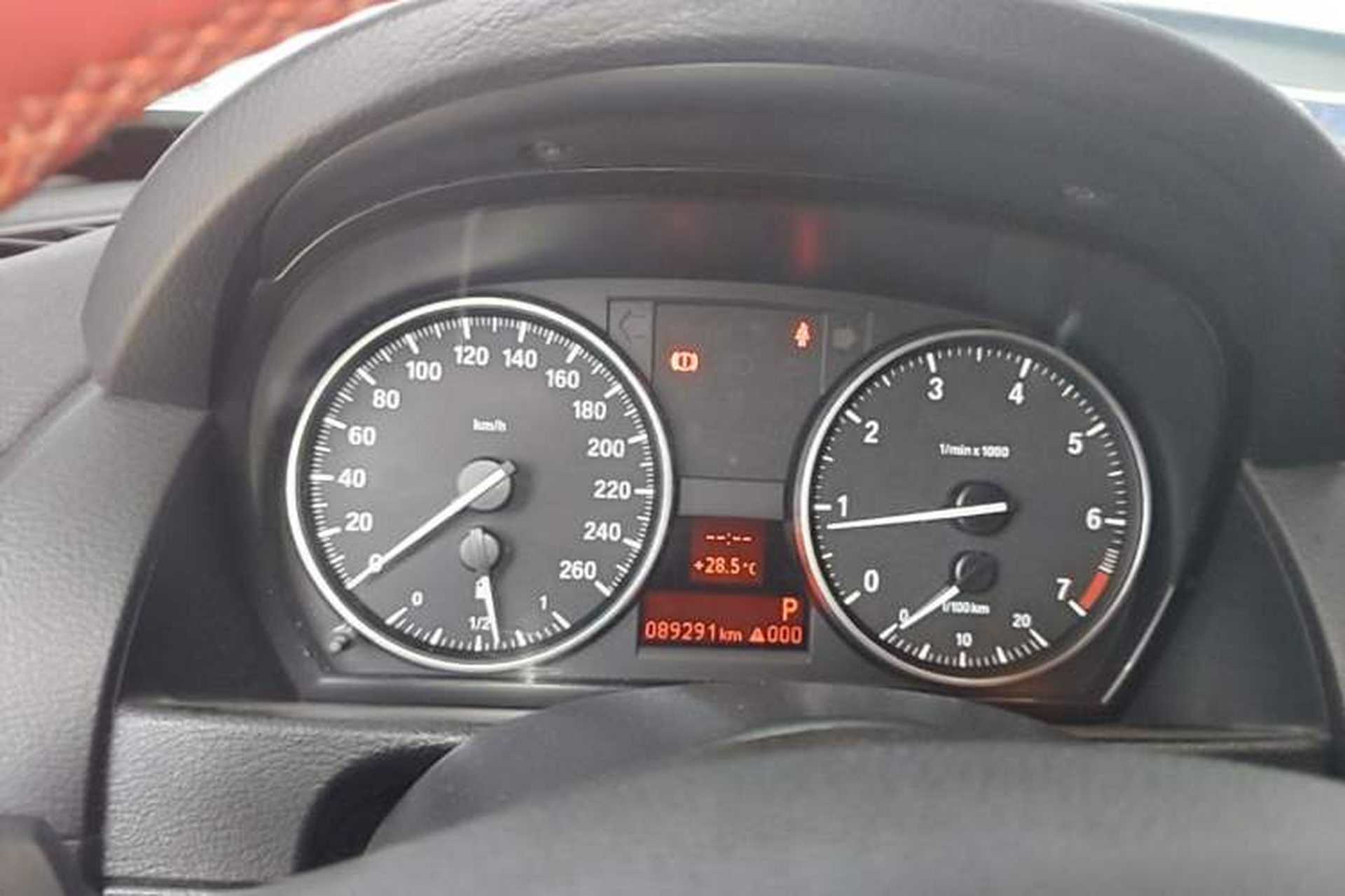 Used BMW X1 2014 sDrive18i Fashion Model Instrument Cluster