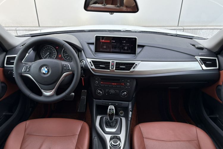 Used BMW X1 2014 sDrive18i Fashion Model Interior 1