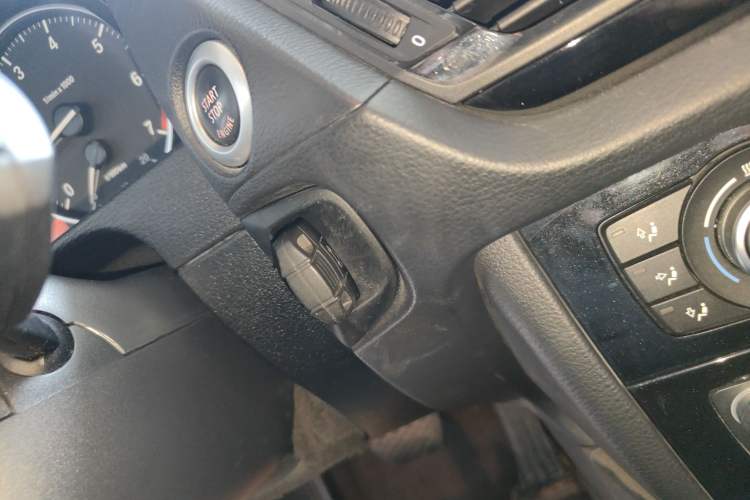Used BMW X1 2014 sDrive18i Leading Model Interior 1