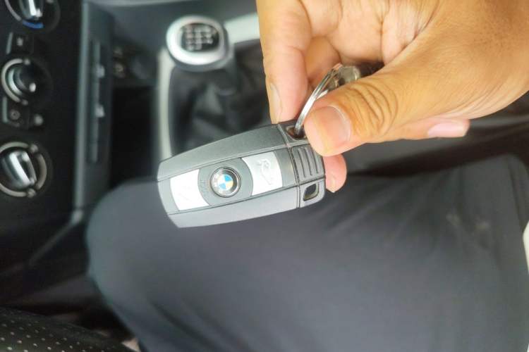 Used BMW X1 2014 sDrive18i manual model Interior 1