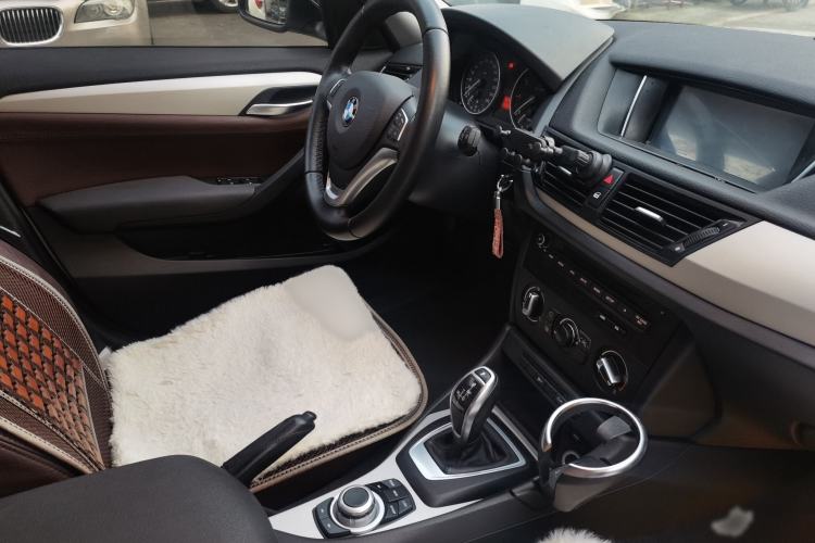 Used BMW X1 2014 sDrive18i Fashion Model Interior 14