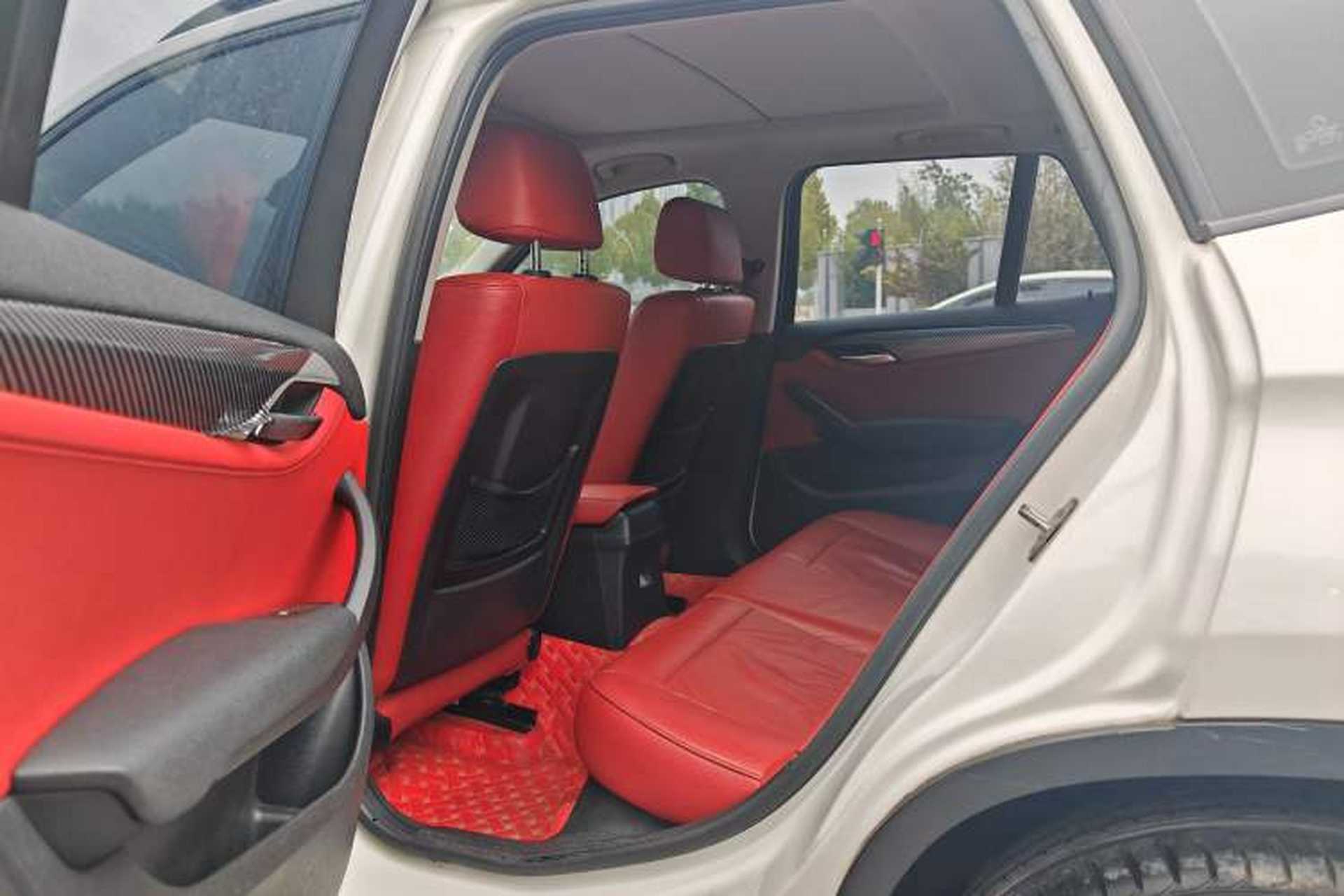 Used BMW X1 2014 xDrive20i Sports Design Package Interior 2