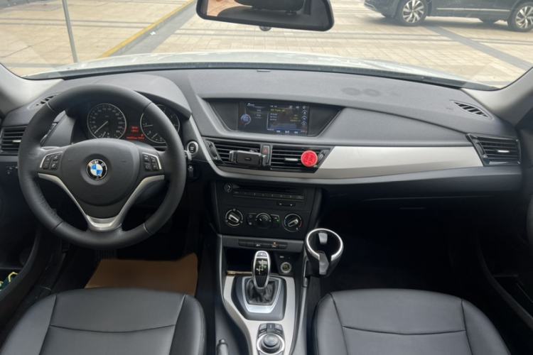 Used BMW X1 2014 sDrive18i Fashion Model Interior 2