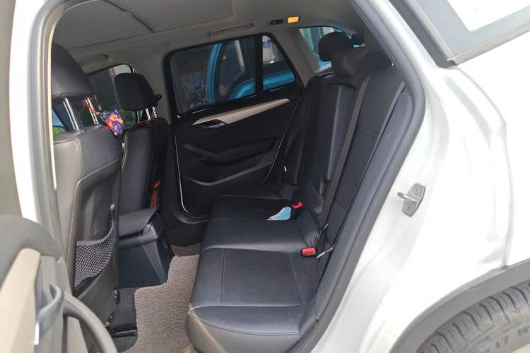 Used BMW X1 2014 sDrive18i Fashion Model Interior 4