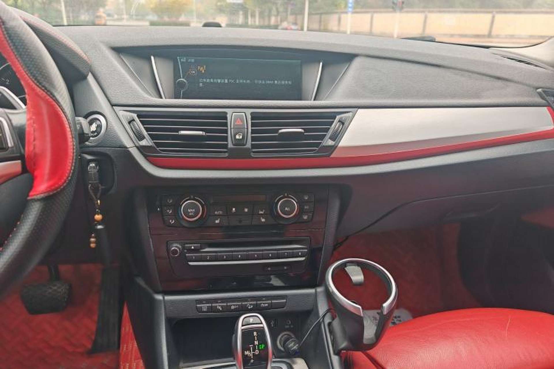 Used BMW X1 2014 xDrive20i Sports Design Package Interior 5