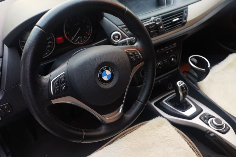Used BMW X1 2014 sDrive18i Fashion Model Interior 6